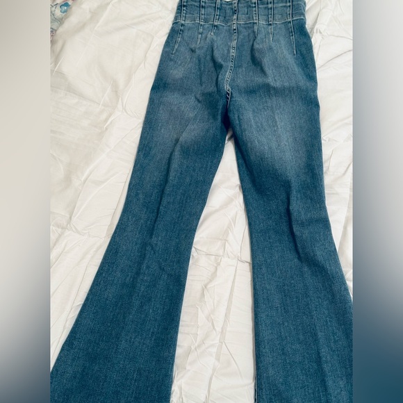 FREE PEOPLE SUNBURST BLUE JAYDE FLARE JEAN 28 NWOT - Picture 10 of 15